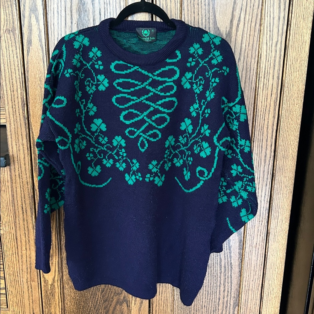 Vintage Emerald Isle Shamrock Sweater‎ Made in Ireland Medium